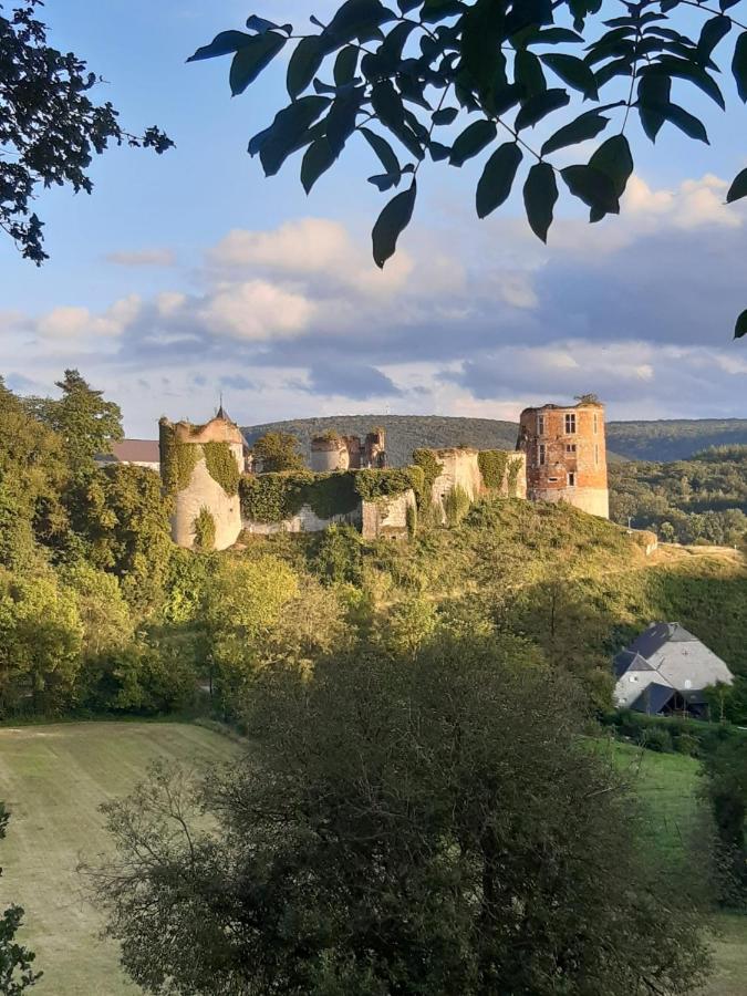 Gezellige Villa Met Open Haard En Zonnige Tuin. Doische Exteriér fotografie