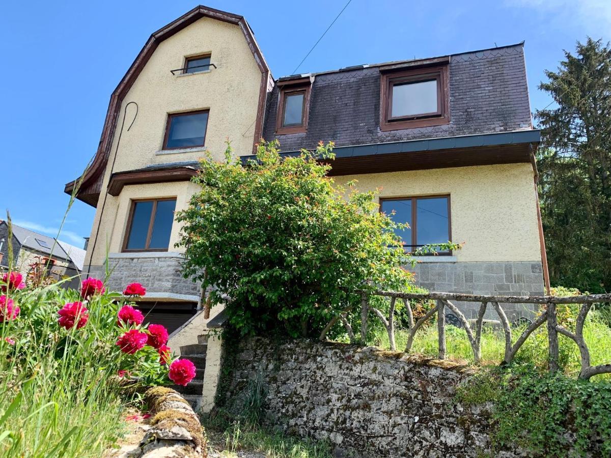 Gezellige Villa Met Open Haard En Zonnige Tuin. Doische Exteriér fotografie