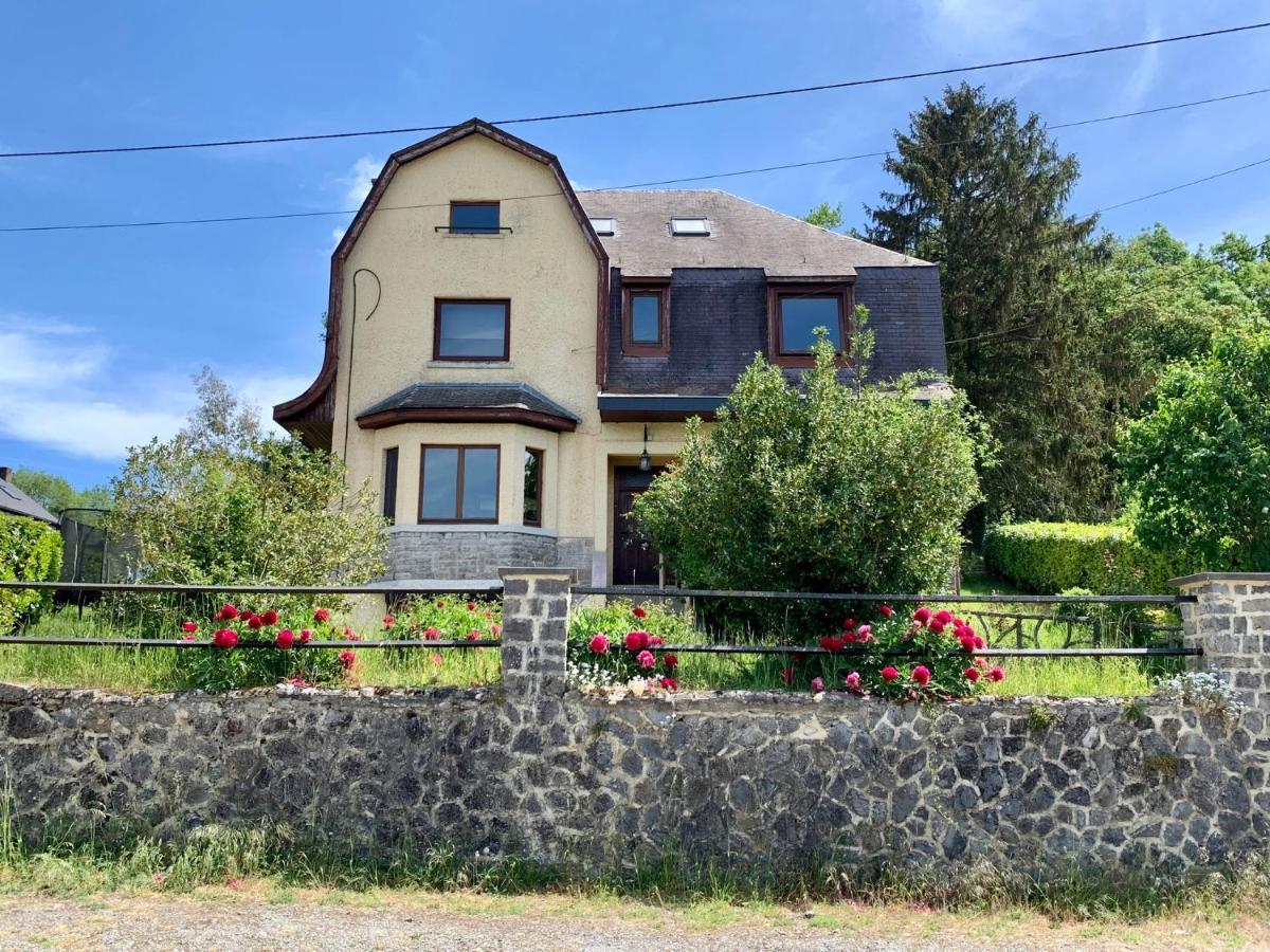 Gezellige Villa Met Open Haard En Zonnige Tuin. Doische Exteriér fotografie