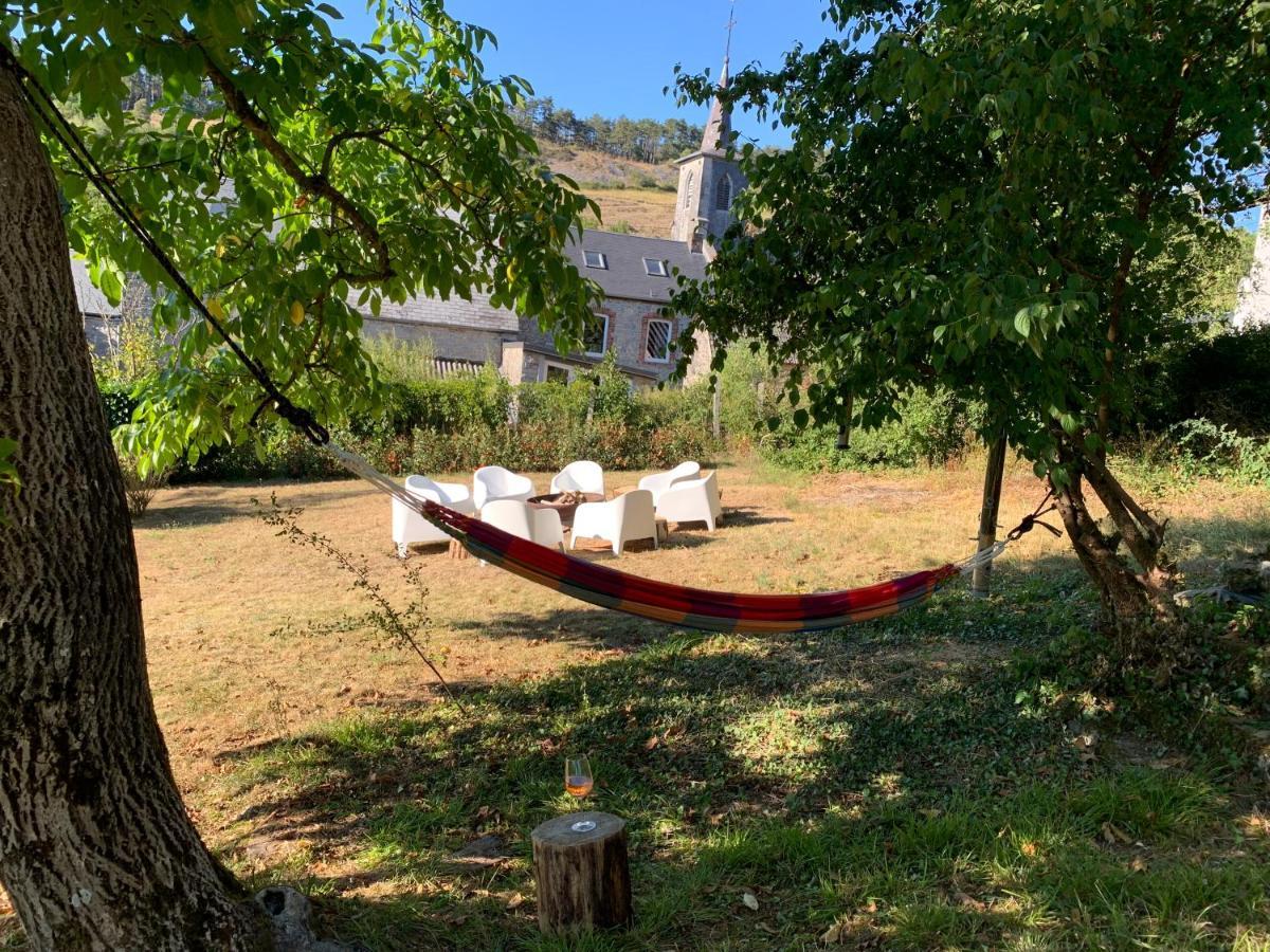 Gezellige Villa Met Open Haard En Zonnige Tuin. Doische Exteriér fotografie